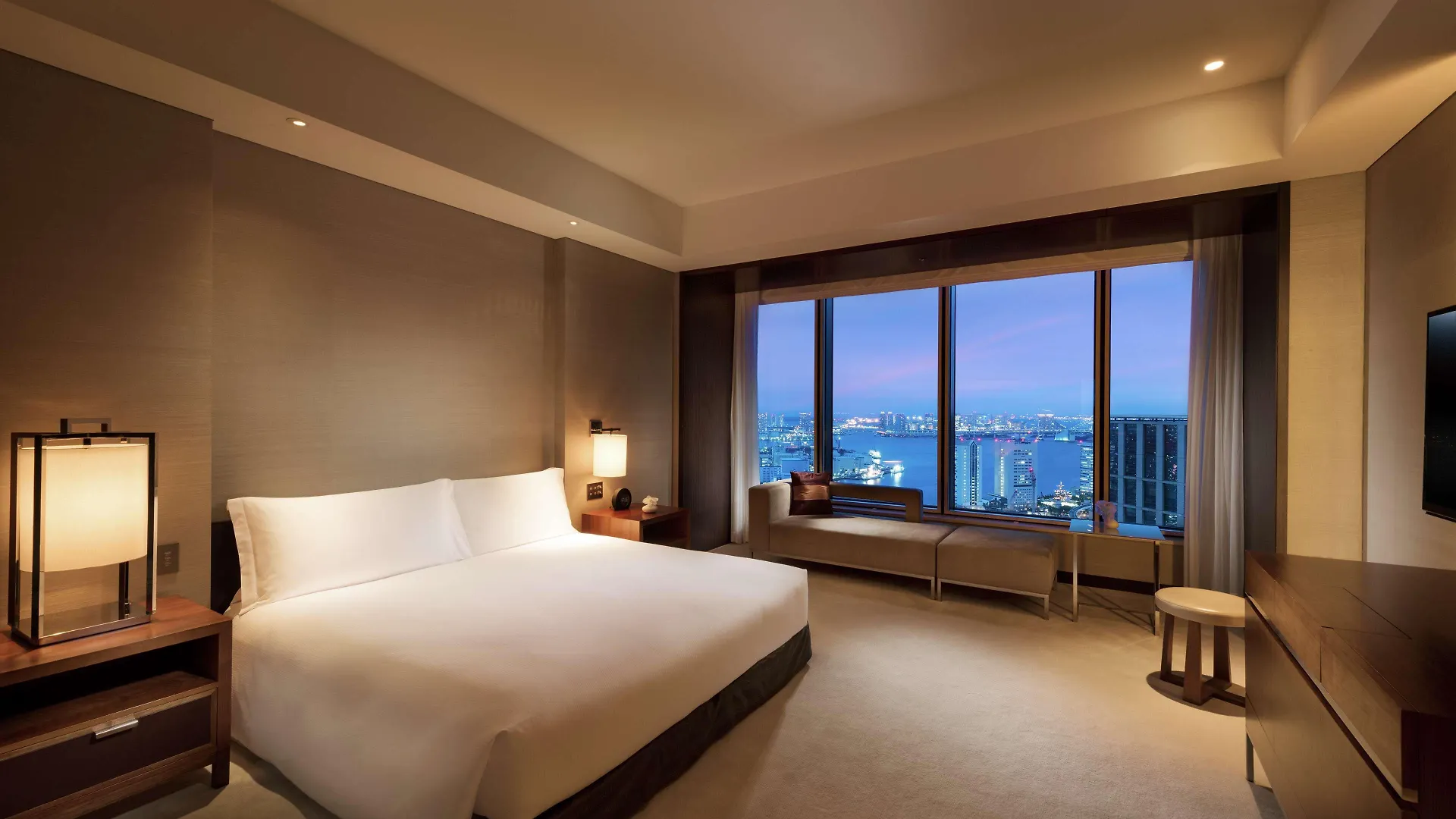 Hotel Conrad Tokyo