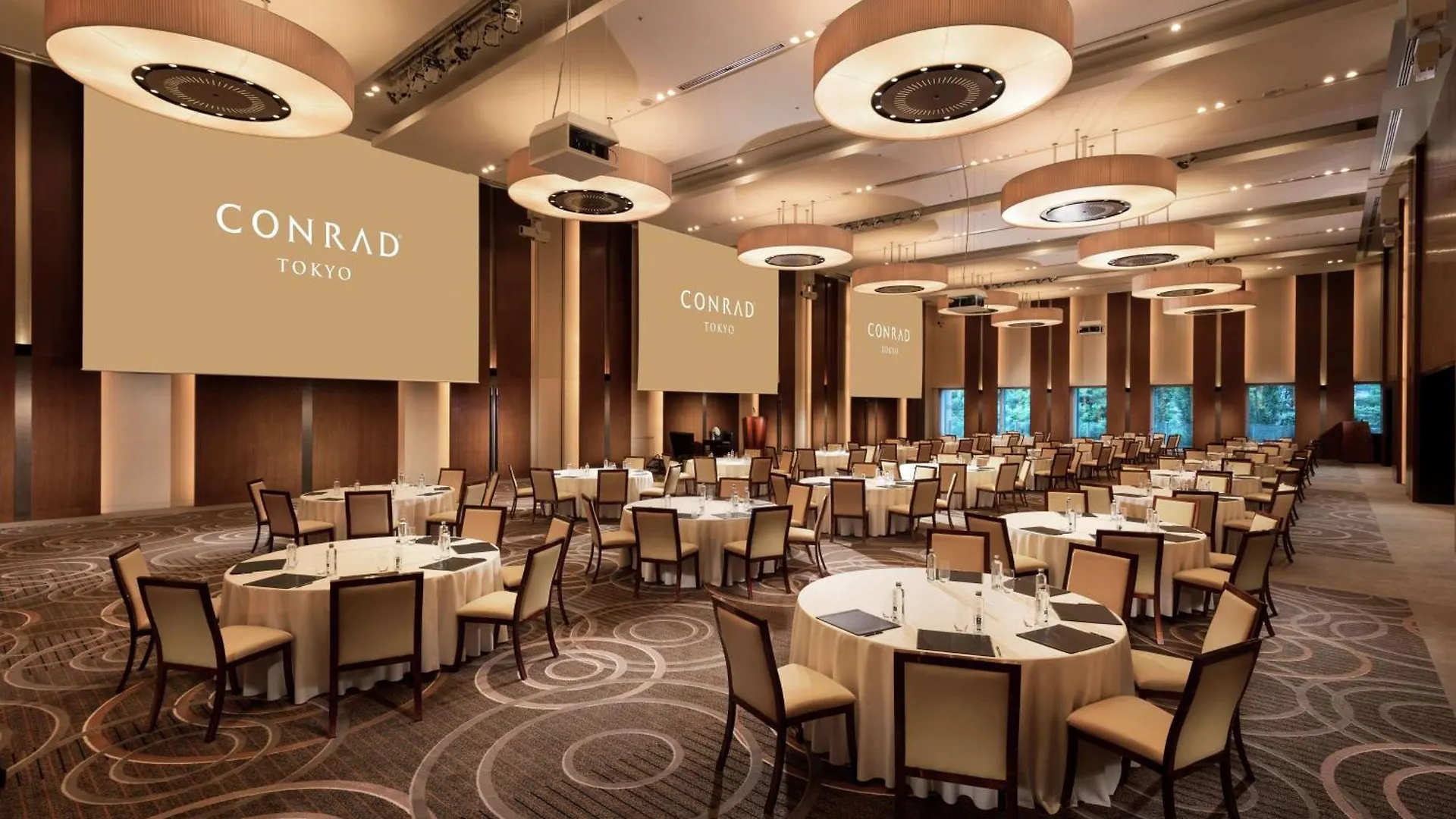Hotel Conrad Tokyo
