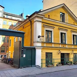https://2kronor-hostel-vasastan.find-stockholm-hotels.com