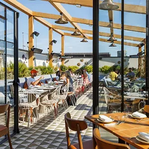 https://hoxton.brighton-hotels-england.com
