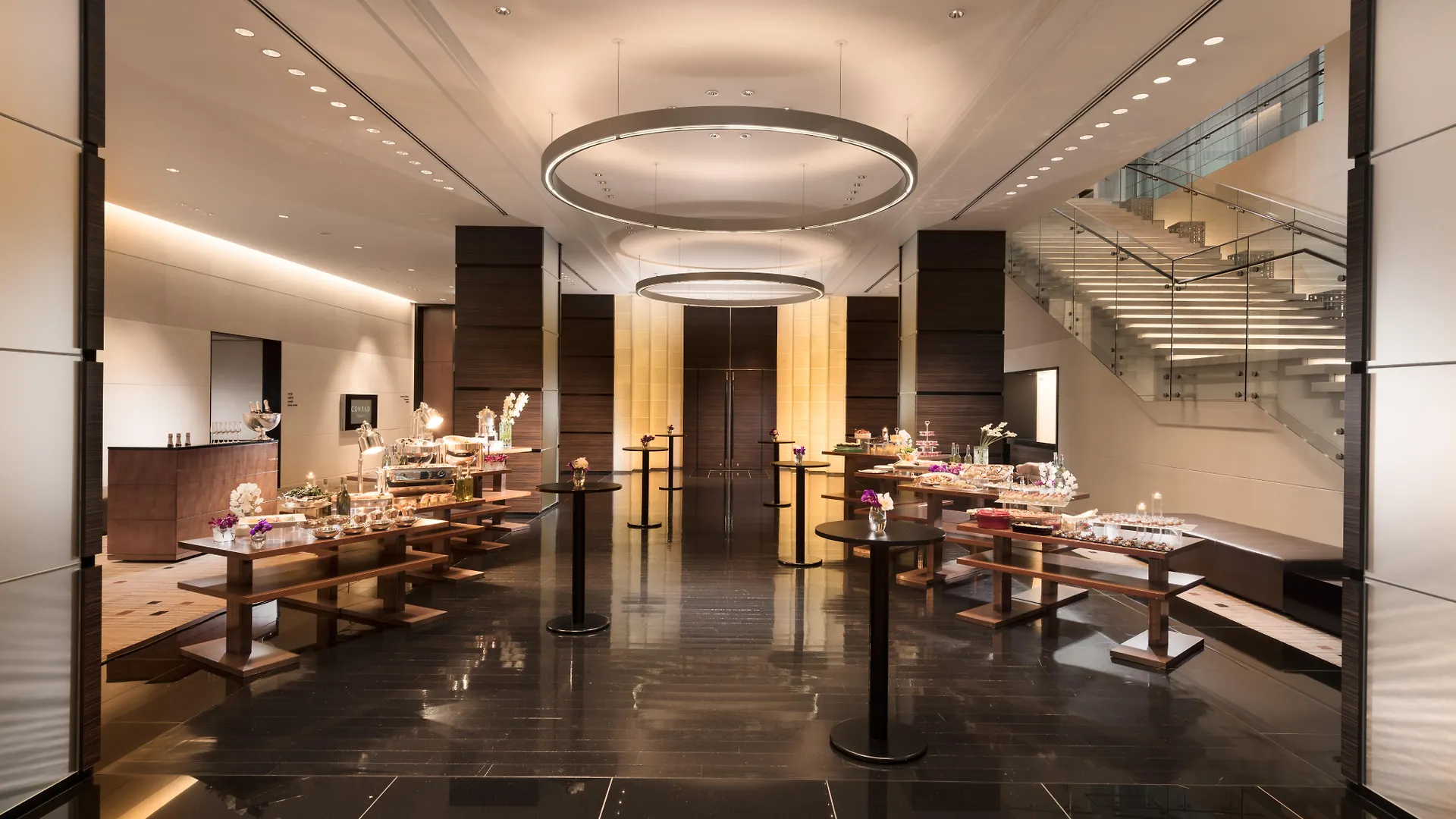 Conrad Tokyo Hotel