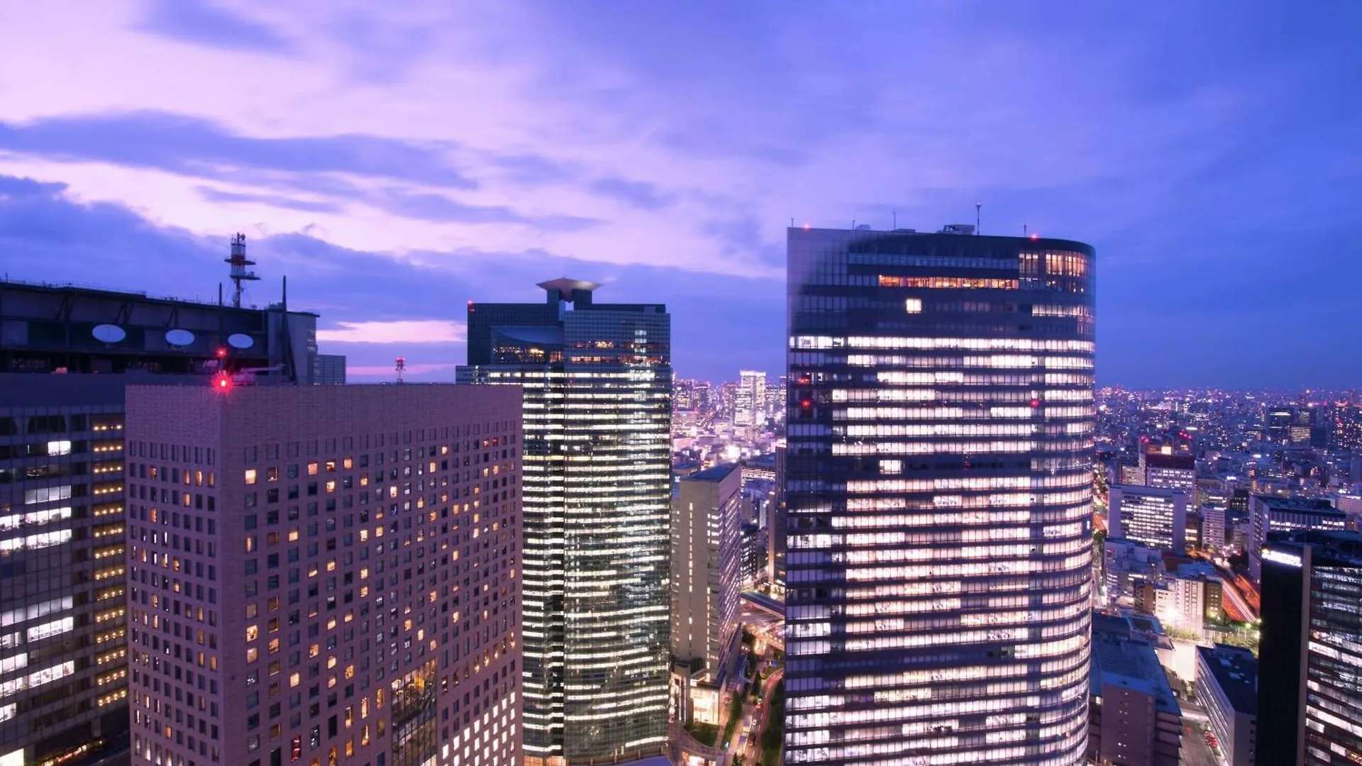 Conrad Tokyo Hotel