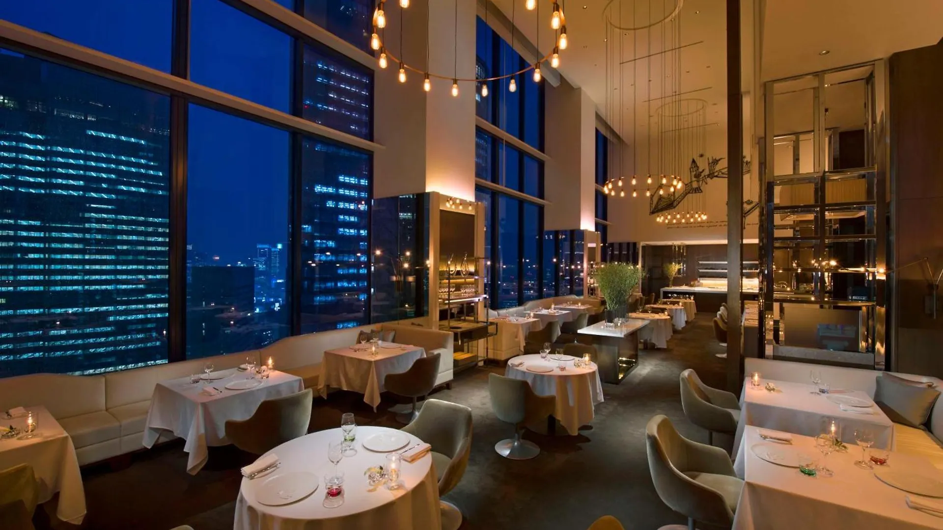 Conrad Tokyo Hotel 5*,
