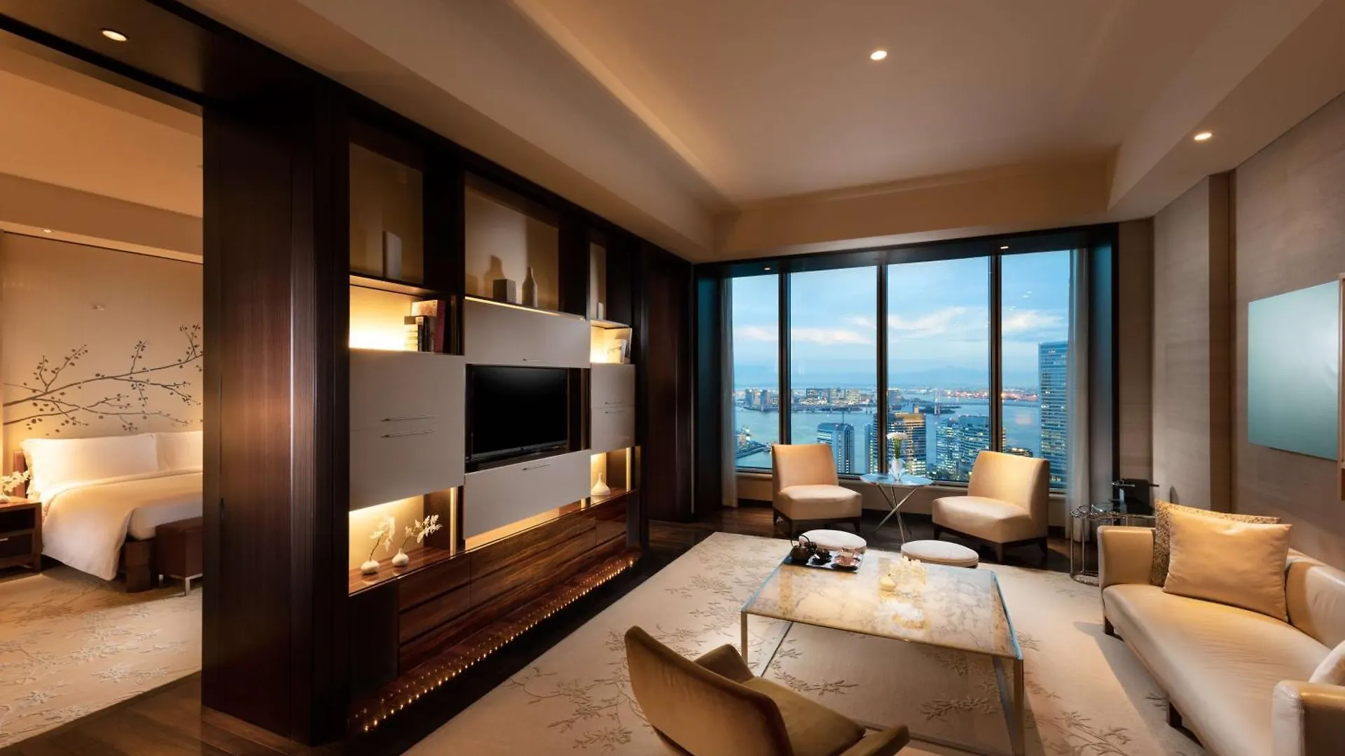 Conrad Tokyo Hotel