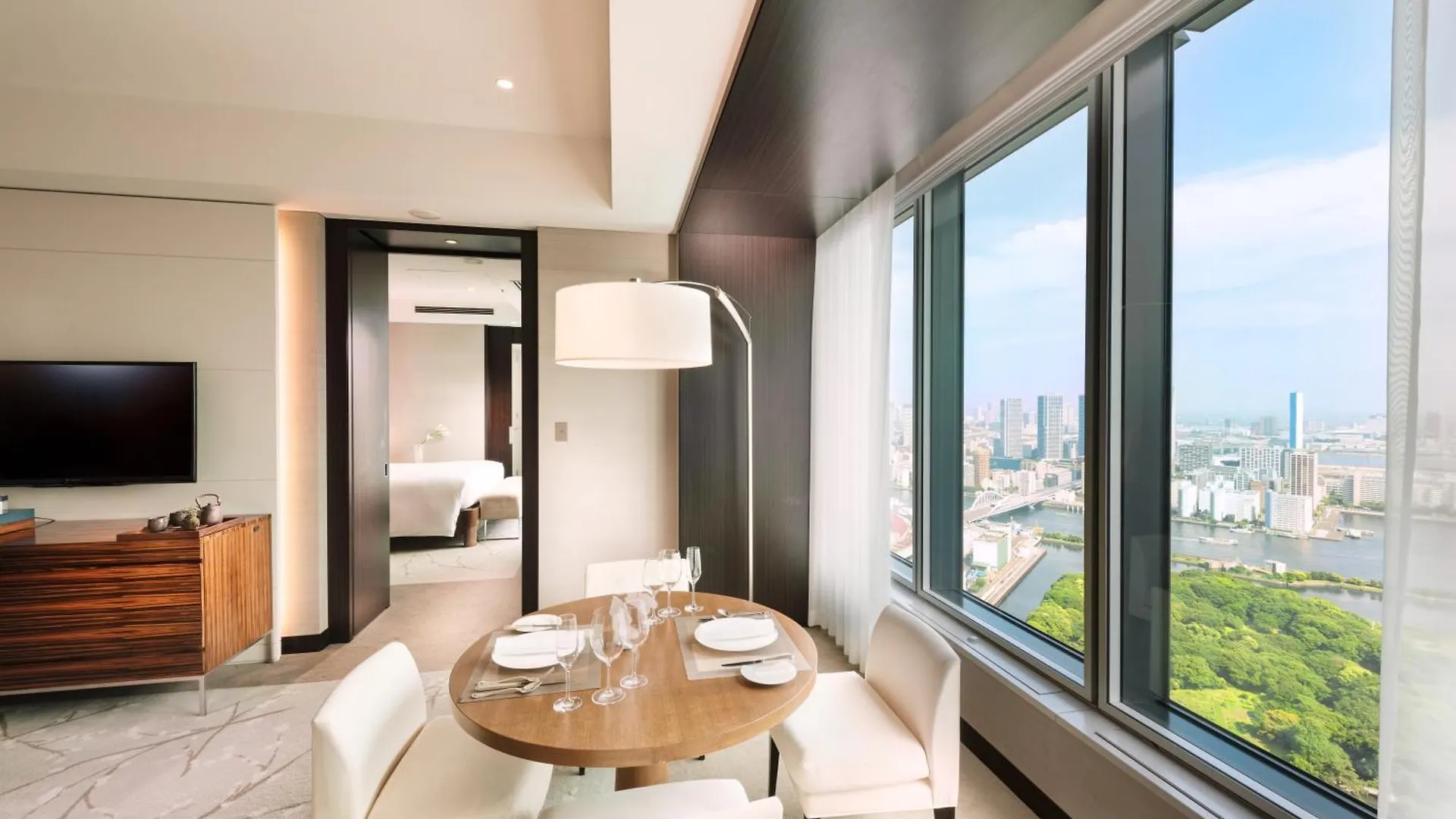 Conrad Tokyo Hotel